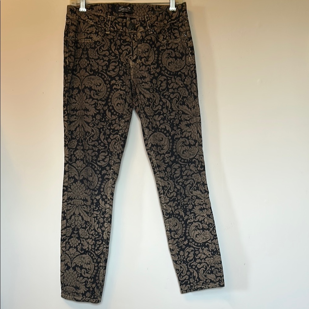 Seven7 dark gold print on black low rise skinny jean size 10 very good condition